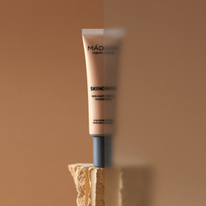 SKINONYM 40 SAND fond de ten Semi-Matte Peptide