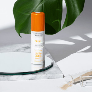 SUN SPF 30 Cremă de soare anti-aging DNA PROTECT