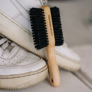 Perie pentru sneakers (cu două fețe)
