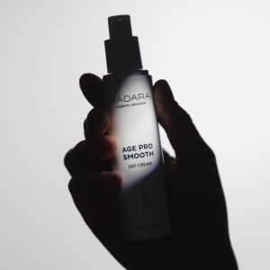 AGE PRO SMOOTH Cremă de zi anti-aging