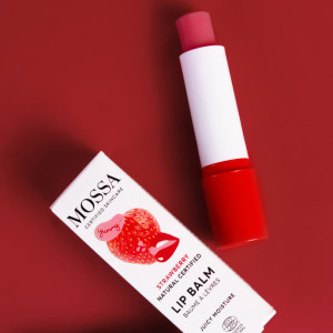 JUICY MOISTURE Balsam de buze cu căpșuni