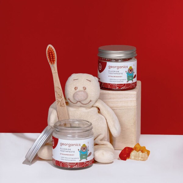 Georganics-pasta-de-dinti-organica-CU-FLUOR-STRAWBERRY-3