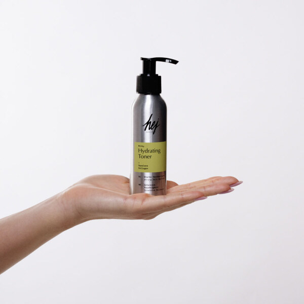 Hej organic Longevity milky hydrating toner